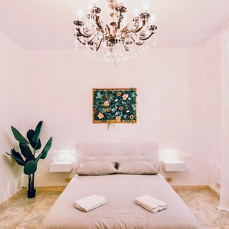 Golden Luxury Home - San Giovanni - 10 Min To Basilica Of San Giovanni - 25 Min To Colosseum Roma Dış mekan fotoğraf